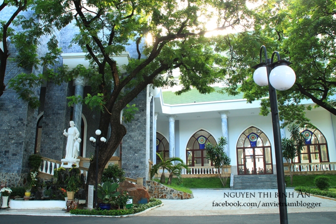 Dong Tien Church - Saigon Aug04 2015 (10)