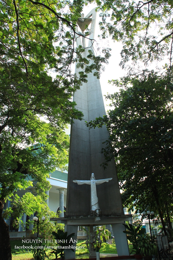 Dong Tien Church - Saigon Aug04 2015 (13)